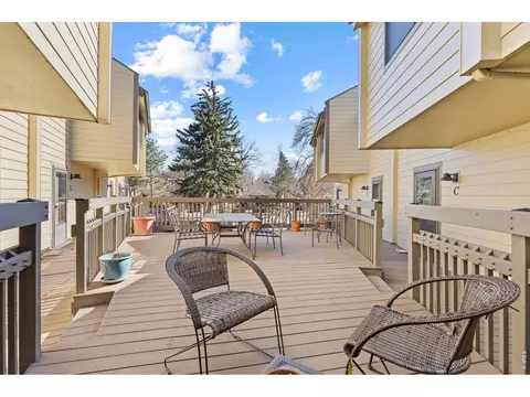 Exterior - 827 Maxwell Ave #E, Boulder, CO 80304 photo 2 of 9
