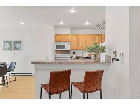 Kitchen - 827 Maxwell Ave #E, Boulder, CO 80304 photo 1 of 7