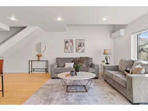 Living - 827 Maxwell Ave #E, Boulder, CO 80304 photo 4 of 8