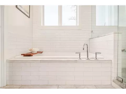 Bath - 3150 18th St, Boulder, CO 80304 photo 6 of 9