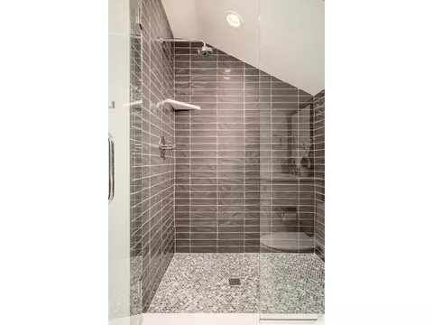 Bath - 3150 18th St, Boulder, CO 80304 photo 9 of 9