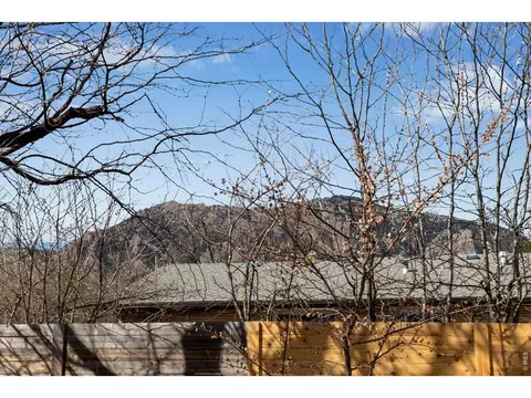 Exterior - 375 S 40th St, Boulder, CO 80305 photo 8 of 9