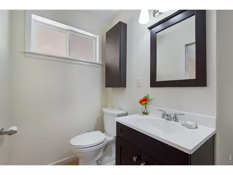 Bath - 375 S 40th St, Boulder, CO 80305 photo 1 of 5