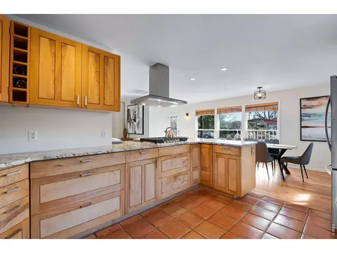 Kitchen - 375 S 40th St, Boulder, CO 80305 photo 5 of 8