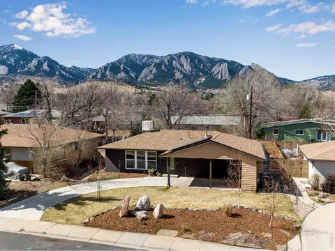 View/Area - 375 S 40th St, Boulder, CO 80305 photo 1 of 2