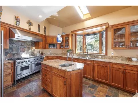 Kitchen - 5097 Flagstaff Rd, Boulder, CO 80302 photo 1 of 3