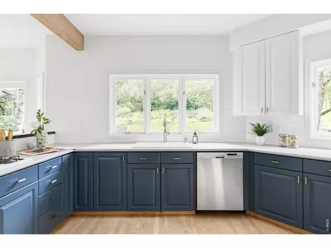 Kitchen - 3421 4th St, Boulder, CO 80304 photo 2 of 2