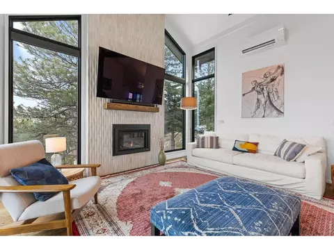 Living - 93 Hawk Ln, Boulder, CO 80304 photo 3 of 4