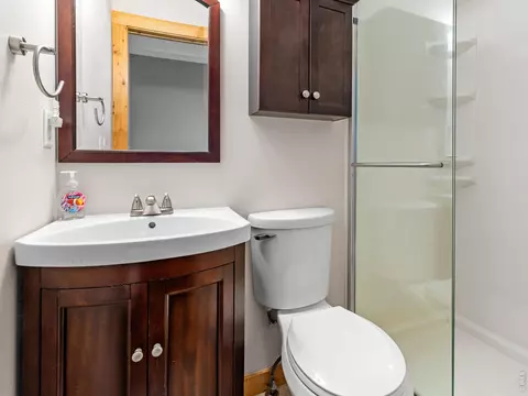Bath - 3143 Riverside Dr, Lyons, CO 80540 photo 1 of 2