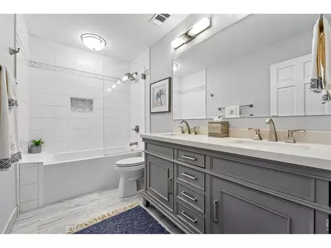 Bath - 178 Balsam Ln, Boulder, CO 80304 photo 2 of 2