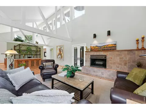 Living - 178 Balsam Ln, Boulder, CO 80304 photo 2 of 4