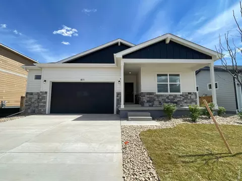 811 Ayrshire Rd, Johnstown, CO 80534
