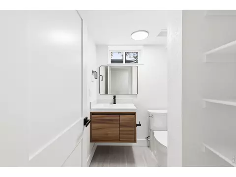 Bath - 7750 Durham Way, Boulder, CO 80301 photo 4 of 5