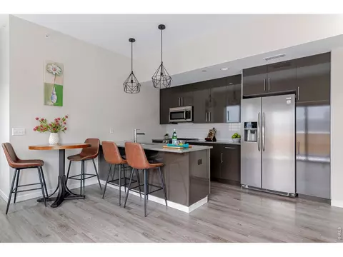 Kitchen - 2445 Junction Pl #303, Boulder, CO 80301 photo 4 of 5