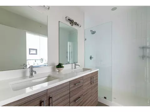 Bath - 2445 Junction Pl #303, Boulder, CO 80301 photo 2 of 5