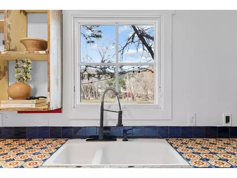 Kitchen - 270 County Road 69, Lyons, CO 80540 photo 6 of 7