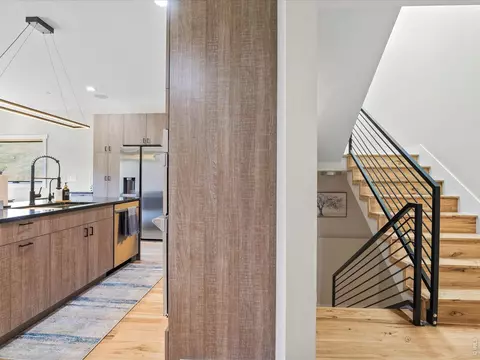 Entry Way - 718 Emerson Gulch Rd, Boulder, CO 80302 photo 5 of 8