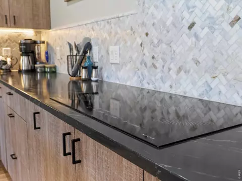 Kitchen - 718 Emerson Gulch Rd, Boulder, CO 80302 photo 6 of 9