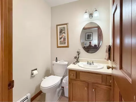 Bath - 512 Springdale Rd, Sterling, CO 80751 photo 5 of 6