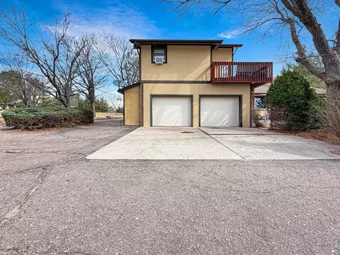 Exterior - 512 Springdale Rd, Sterling, CO 80751 photo 9 of 14