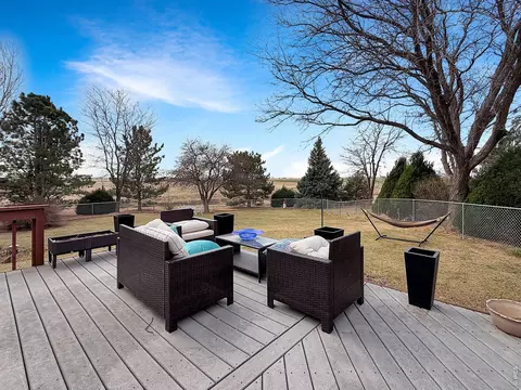 Exterior - 512 Springdale Rd, Sterling, CO 80751 photo 5 of 14