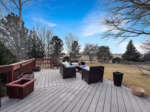 Exterior - 512 Springdale Rd, Sterling, CO 80751 photo 6 of 14