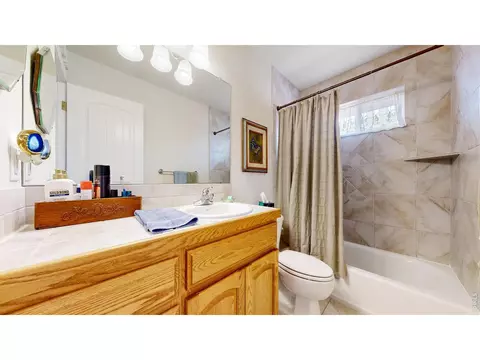 Bath - 109 E Michigan Ave, Berthoud, CO 80513 photo 2 of 3