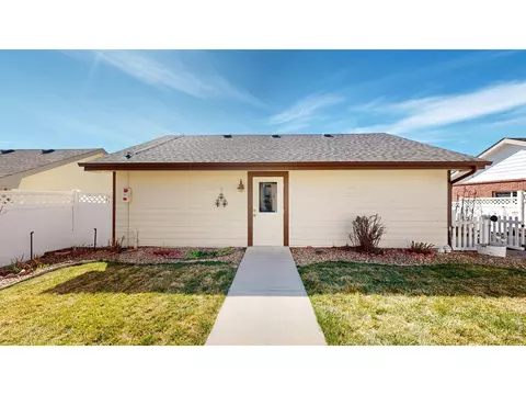 Exterior - 109 E Michigan Ave, Berthoud, CO 80513 photo 5 of 8