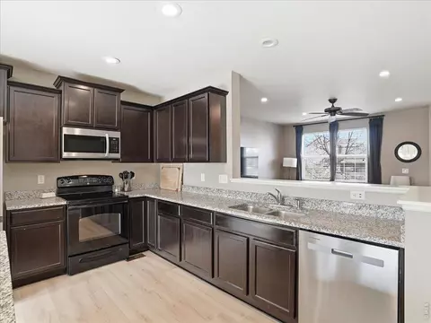 1565 Basildon Ct, Windsor, CO 80550 photo 11