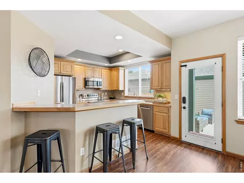 Kitchen - 232 River View Ct, Longmont, CO 80501 photo 2 of 5