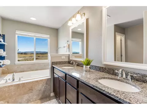 Bath - 5614 Carmon Dr, Windsor, CO 80550 photo 2 of 6