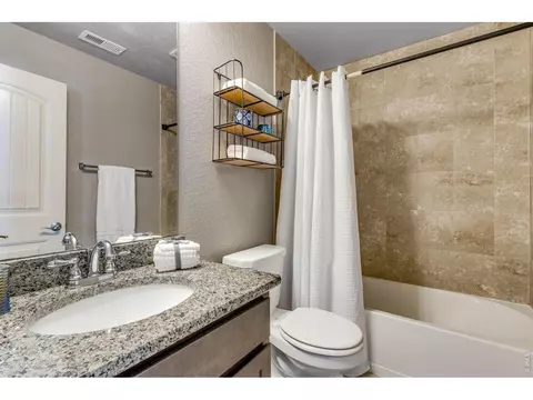 Bath - 5614 Carmon Dr, Windsor, CO 80550 photo 6 of 6