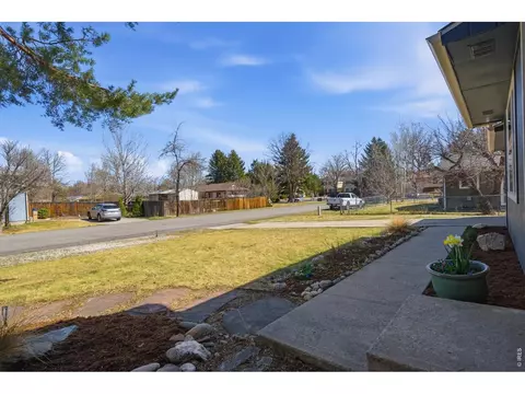 4013 Shannon Dr, Laporte, CO 80535 photo 4