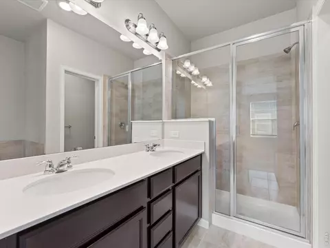 Bath - 14952 E Belleview Ave, Aurora, CO 80015 photo 4 of 6