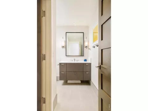 Bath - 2158 Tamarack Ave, Boulder, CO 80304 photo 5 of 5