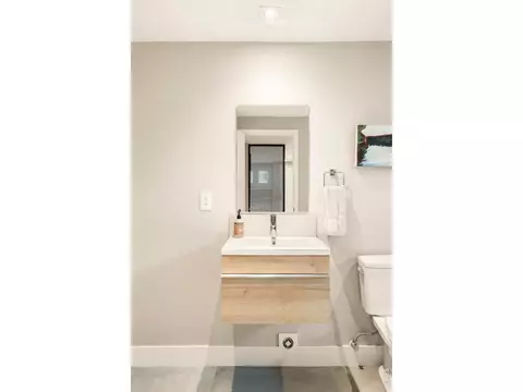 Bath - 316 Pine Tree Ln, Boulder, CO 80304 photo 6 of 7