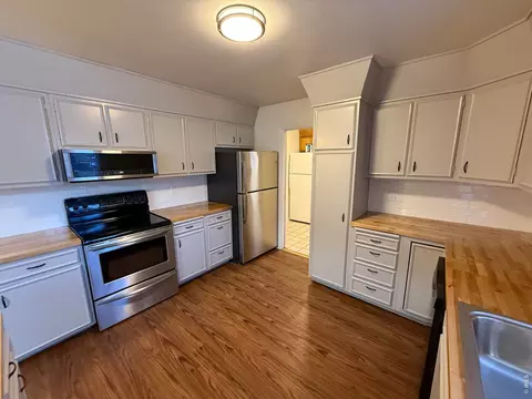 Kitchen - 2150 19th Ave, Greeley, CO 80631 photo 3 of 8