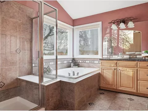 Bath - 4393 Firehawk Ct, Windsor, CO 80550 photo 3 of 5