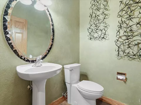 Bath - 4393 Firehawk Ct, Windsor, CO 80550 photo 4 of 5