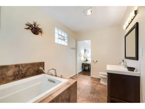 Bath - 245 High St, Lyons, CO 80540 photo 2 of 4
