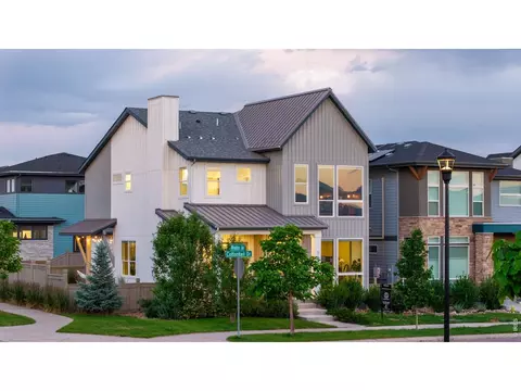 5687 Cottontail Dr, Longmont, CO 80503