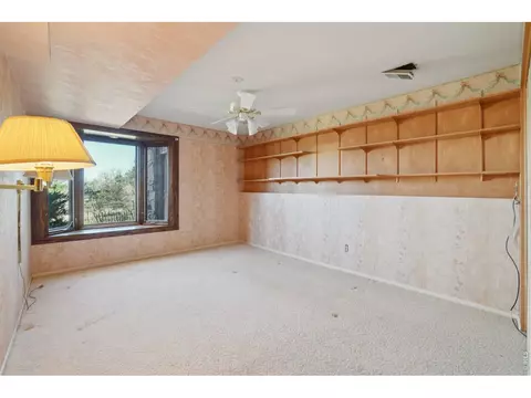 Bedroom - 2020 Kohler Dr, Boulder, CO 80305 photo 2 of 5