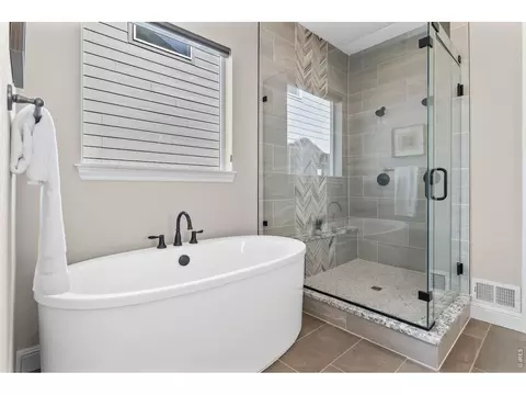 Bath - 3043 Newfound Lake Rd, Berthoud, CO 80513 photo 1 of 3