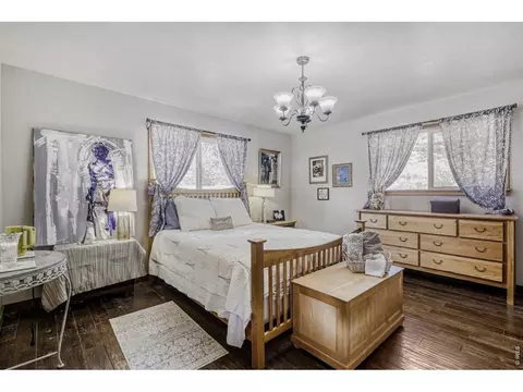 Bedroom - 1042 Steamboat Valley Rd, Lyons, CO 80540 photo 3 of 4
