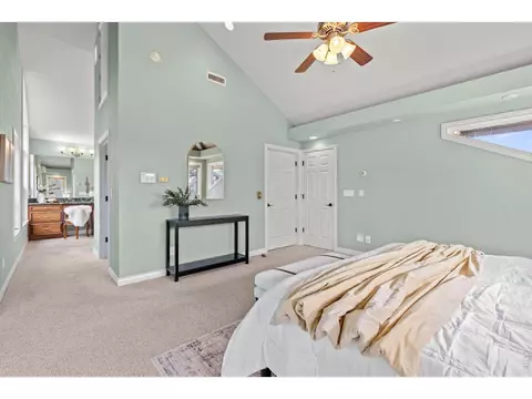 Bedroom - 6183 Red Hill Rd, Boulder, CO 80302 photo 4 of 6