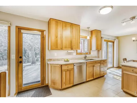 Kitchen - 1270 Lehigh St, Boulder, CO 80305 photo 2 of 2