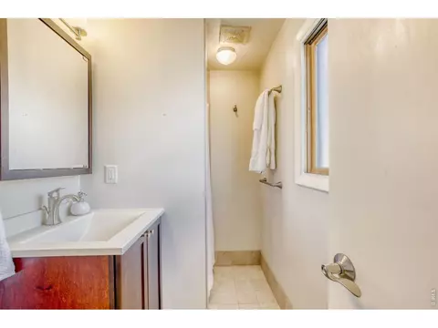 Bath - 1270 Lehigh St, Boulder, CO 80305 photo 1 of 2