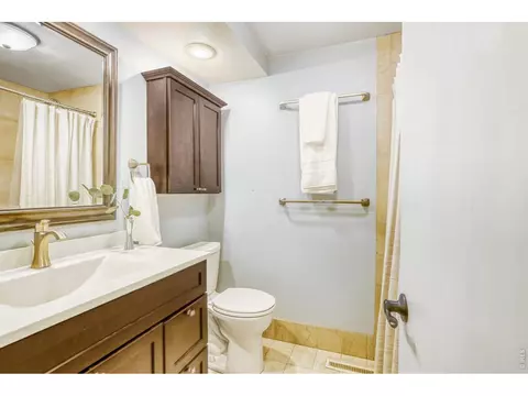 Bath - 1270 Lehigh St, Boulder, CO 80305 photo 2 of 2