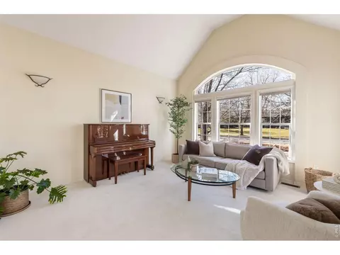 Living - 995 Quince Ave, Boulder, CO 80304 photo 2 of 7