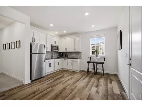 Kitchen - 6997 Thunderview Dr, Timnath, CO 80547 photo 4 of 5